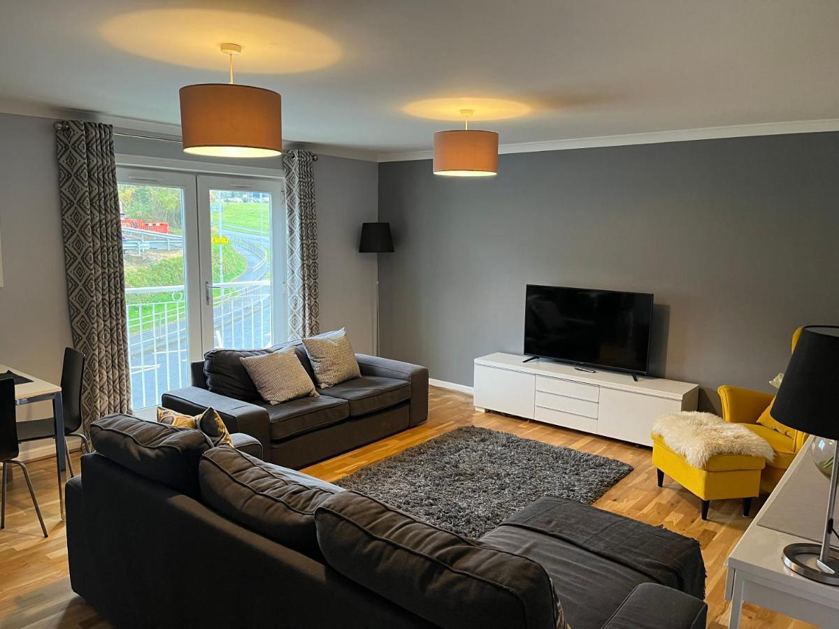 Flat Three, 212 Eaglesham Road, East Kilbride, Glasgow Kültér fotó